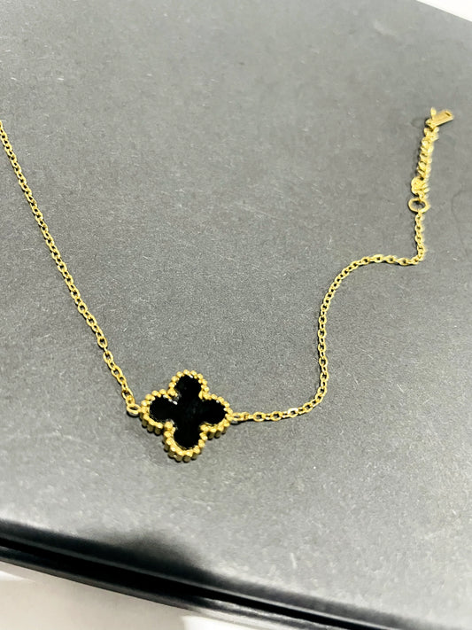 Black Floral Stone Bracelet