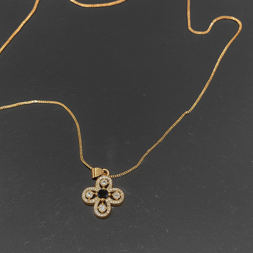 Bloom – Pendant with Stone | Nimora