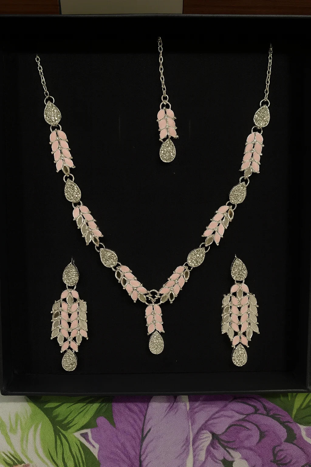 3 in 1 Jewelry Deal | Necklace Set + Bracelet + Ring | Free Delivery