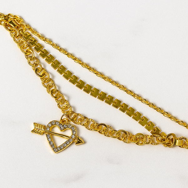 HeartGlow – Elegant Heart Charm Bracelet | Nimora